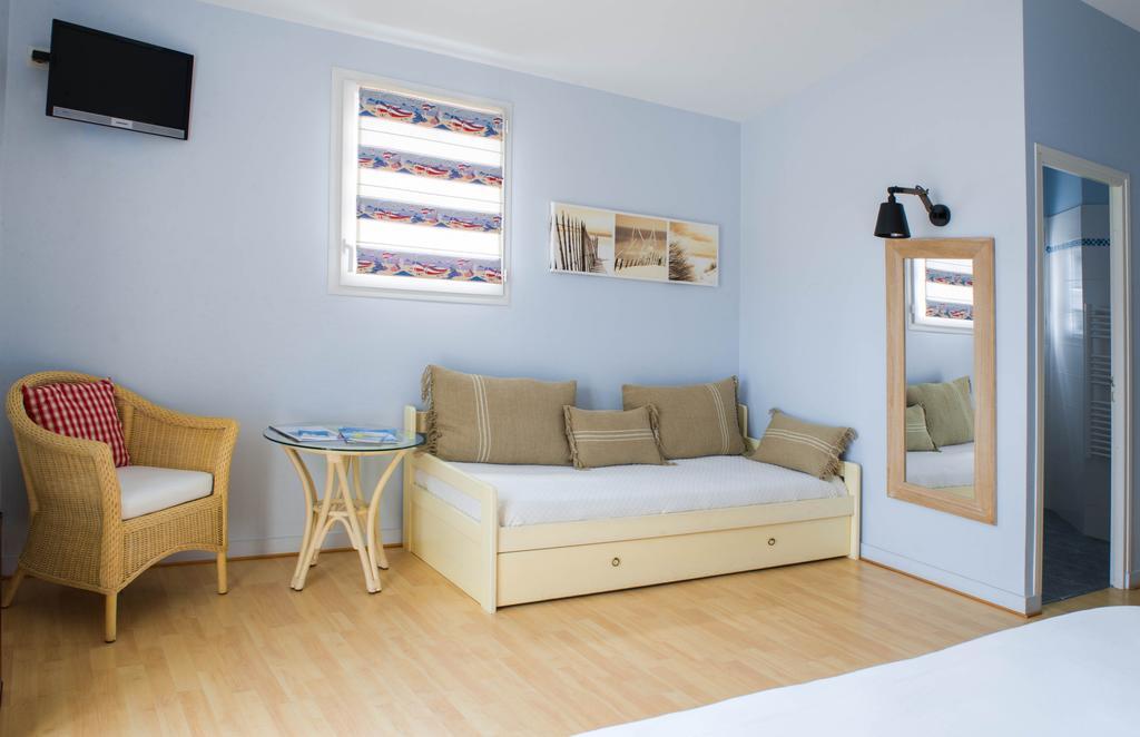 Hotel Jerodel Le Bois-Plage-en-Ré エクステリア 写真