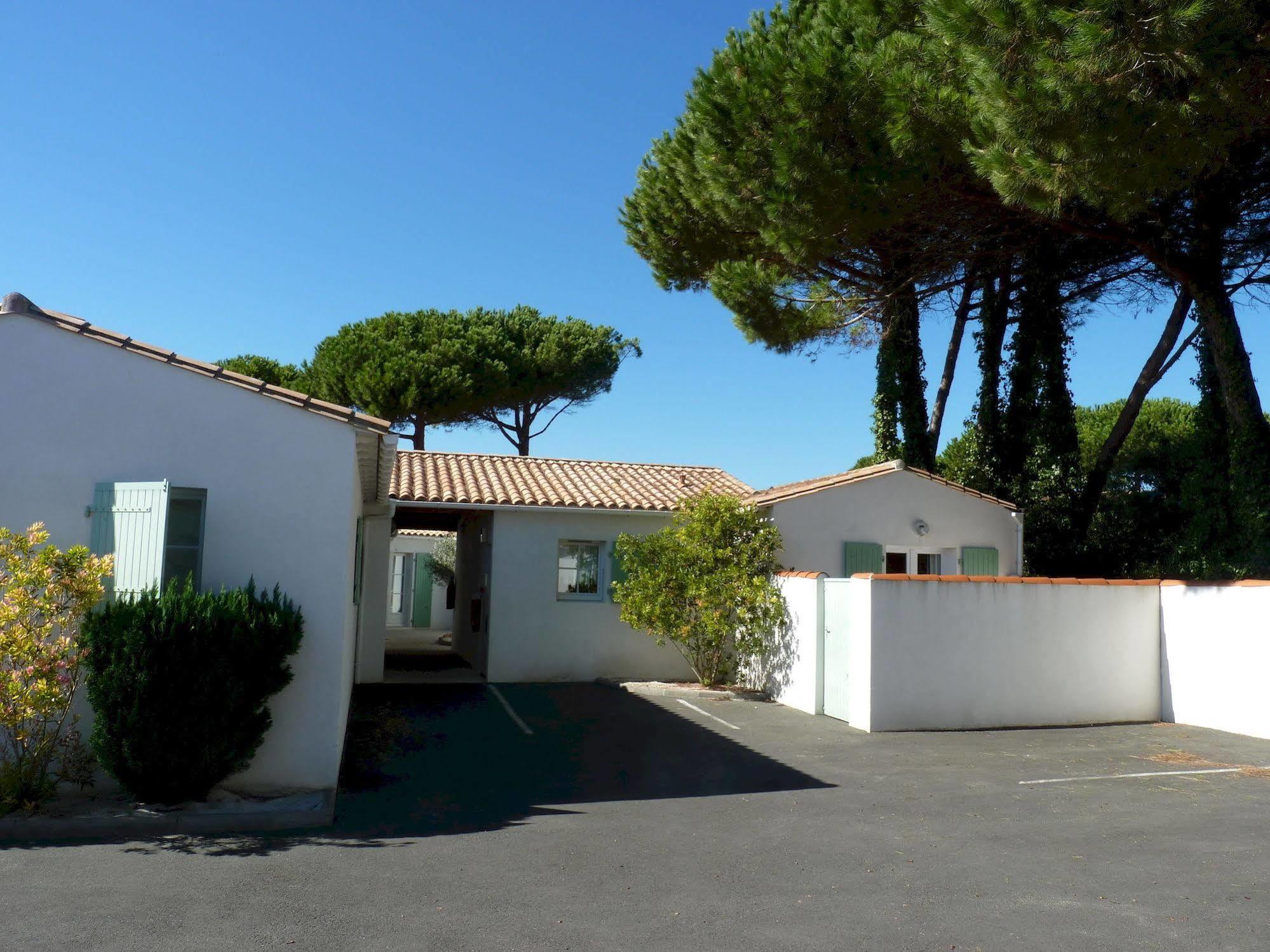 Hotel Jerodel Le Bois-Plage-en-Ré エクステリア 写真