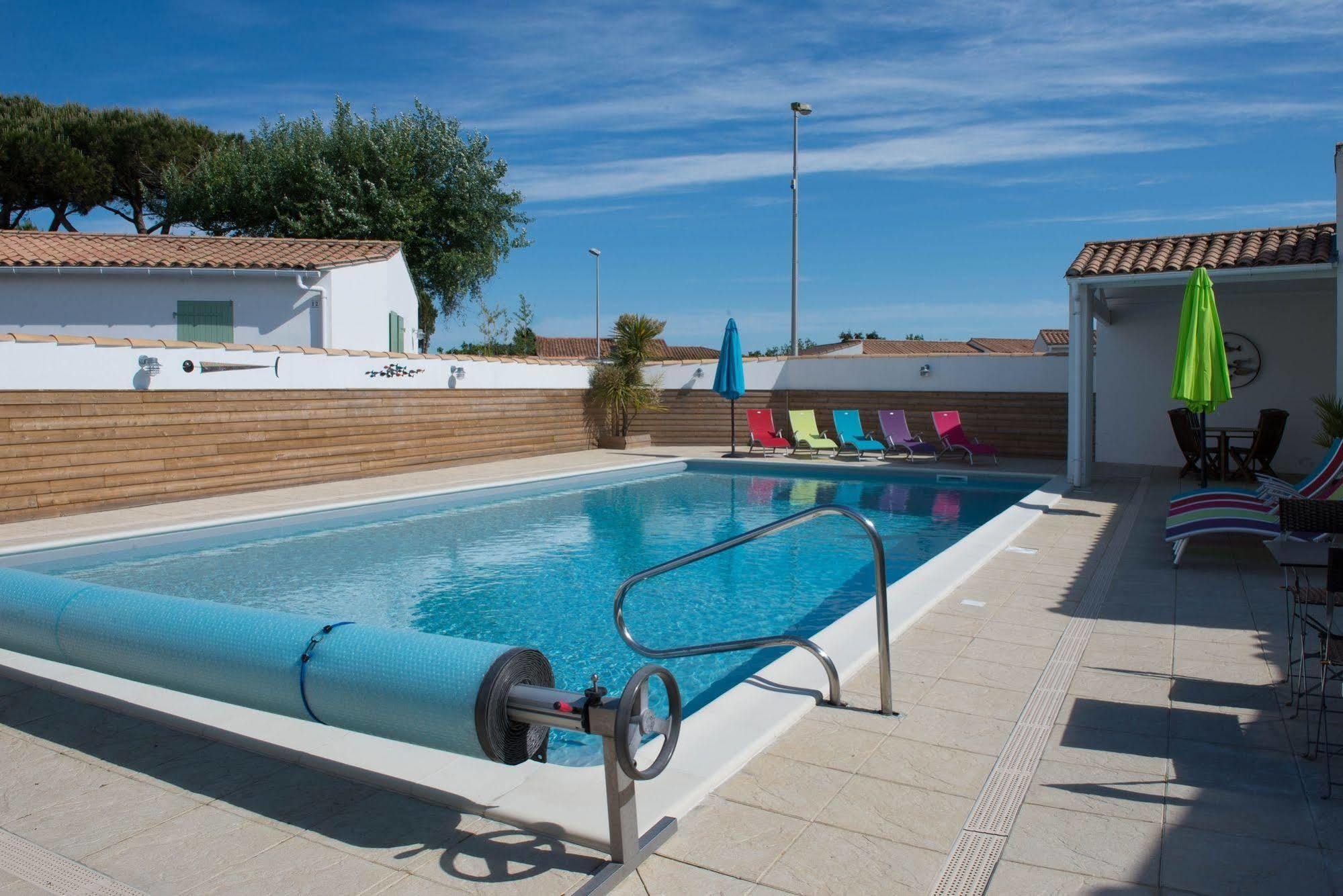 Hotel Jerodel Le Bois-Plage-en-Ré エクステリア 写真