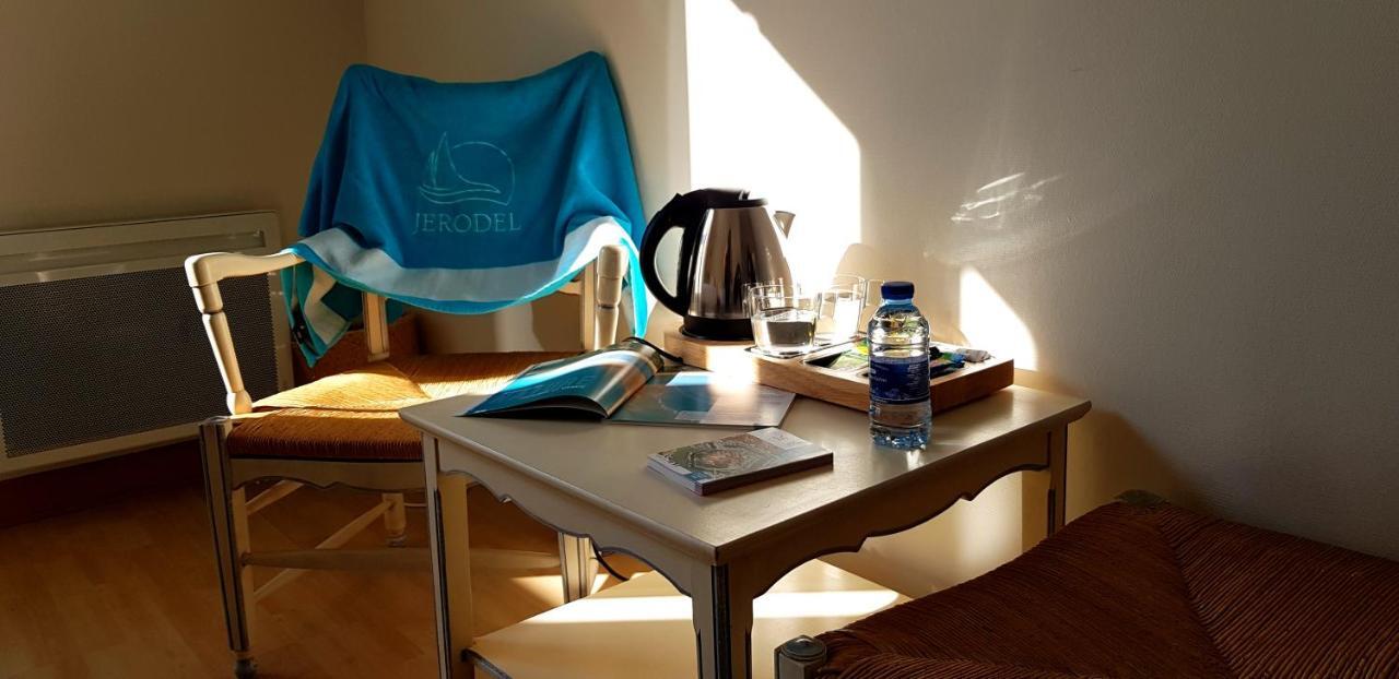 Hotel Jerodel Le Bois-Plage-en-Ré エクステリア 写真